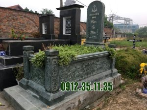 Mẫu mộ bằng đá xanh rêu đẹp
